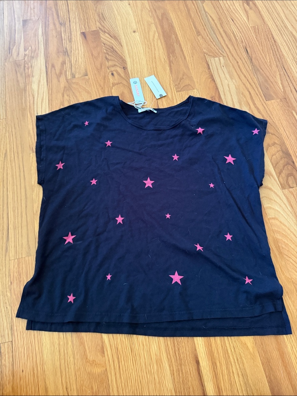 Sundry Navy Short-Sleeve Tee with Orange Logo Tag